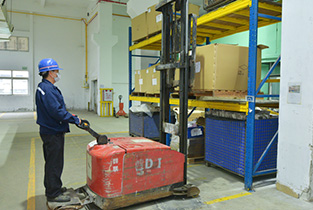 鋅合金壓鑄過(guò)程中需要注意哪些問(wèn)題？